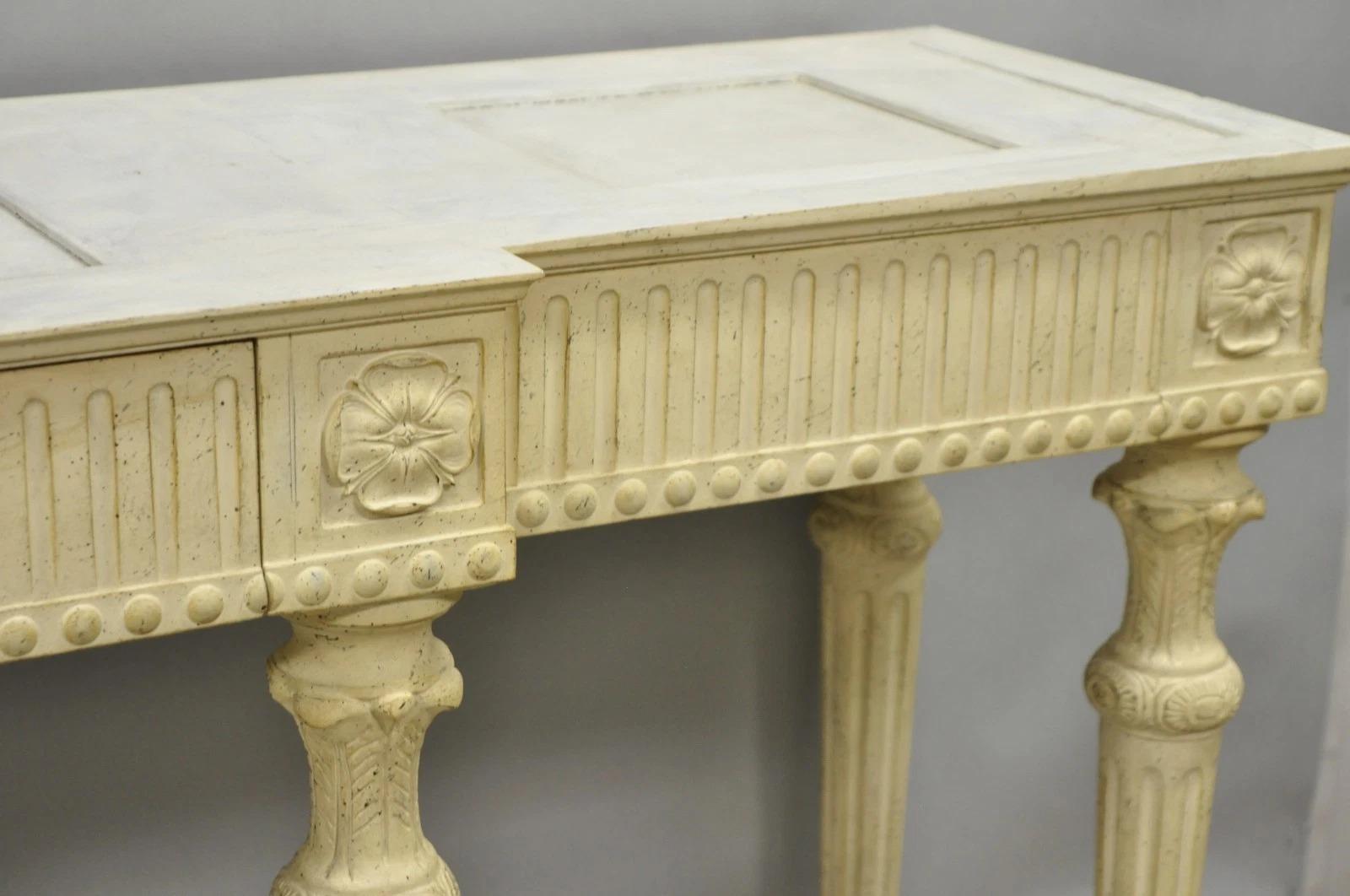 20ième siècle Vintage Maslow Freen English Adams Style White 3 Drawer Sideboard Console Table en vente