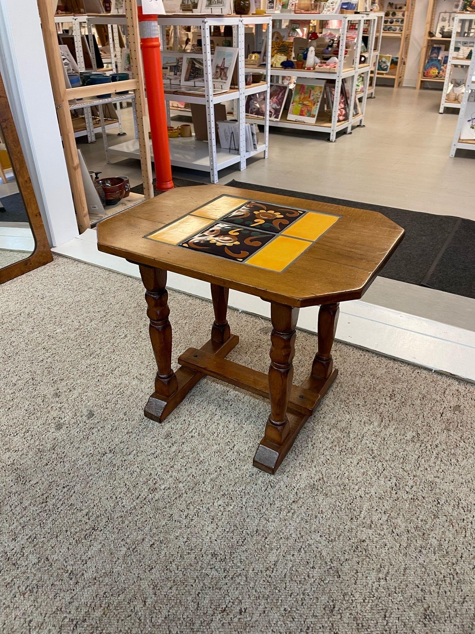 Late 20th Century Vintage Mason Monterey California Tile Top Table For Sale