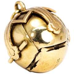 Vintage Masonic 9 Carat Gold Orb Pendant