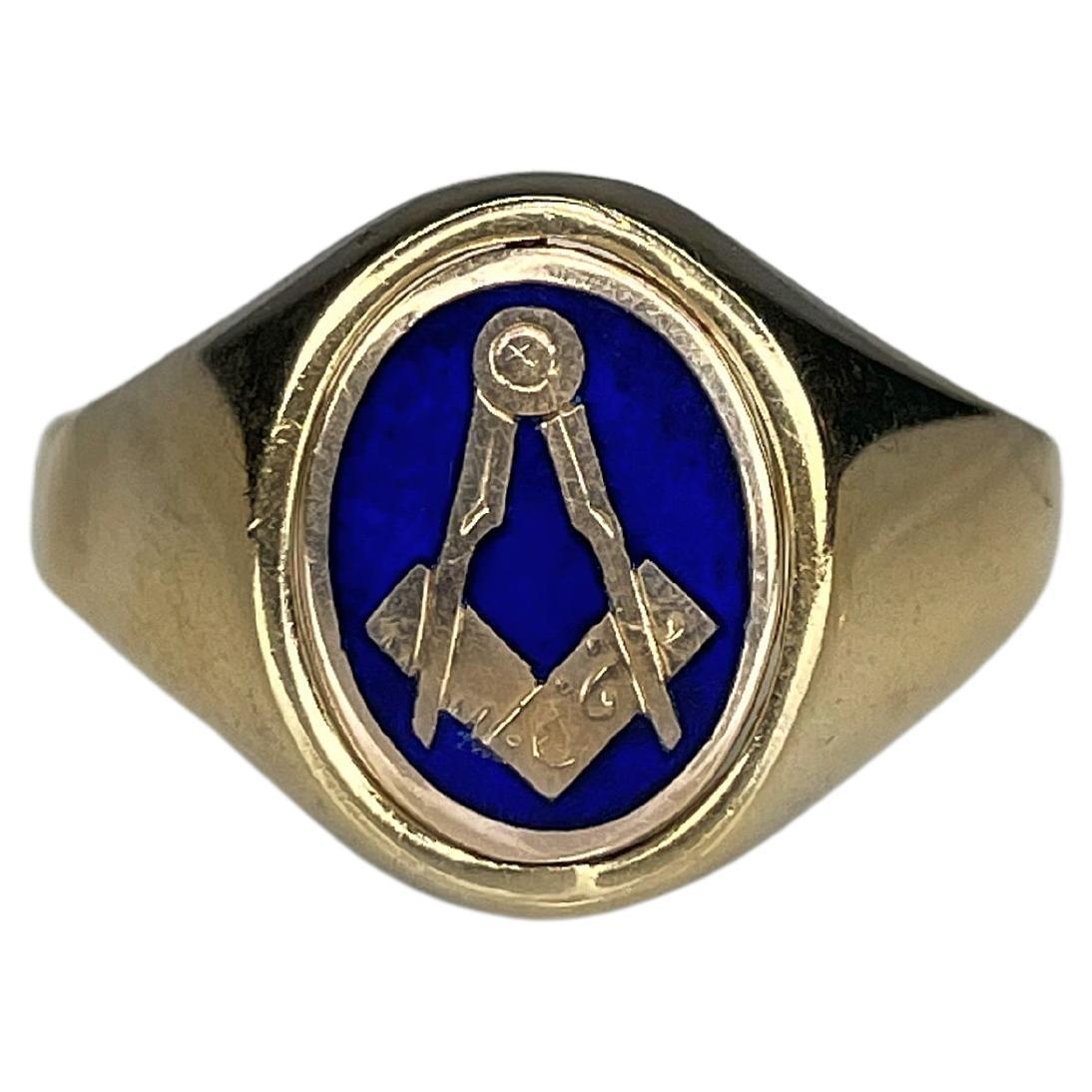 Vintage Masonic 9K Gold Blue Enamel Oval Swivel Ring