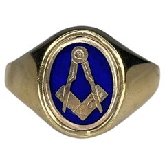 Ovaler Drehring aus 9 Karat Gold und blauer Emaille im Masonic-Stil