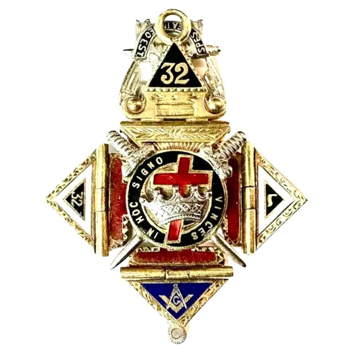 Vintage Masonic Knights Templar Fob Pendant For Sale