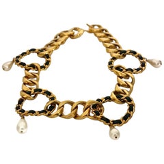 Vintage Massive CHANEL Chain Leather Ring Pearl Charm Belt