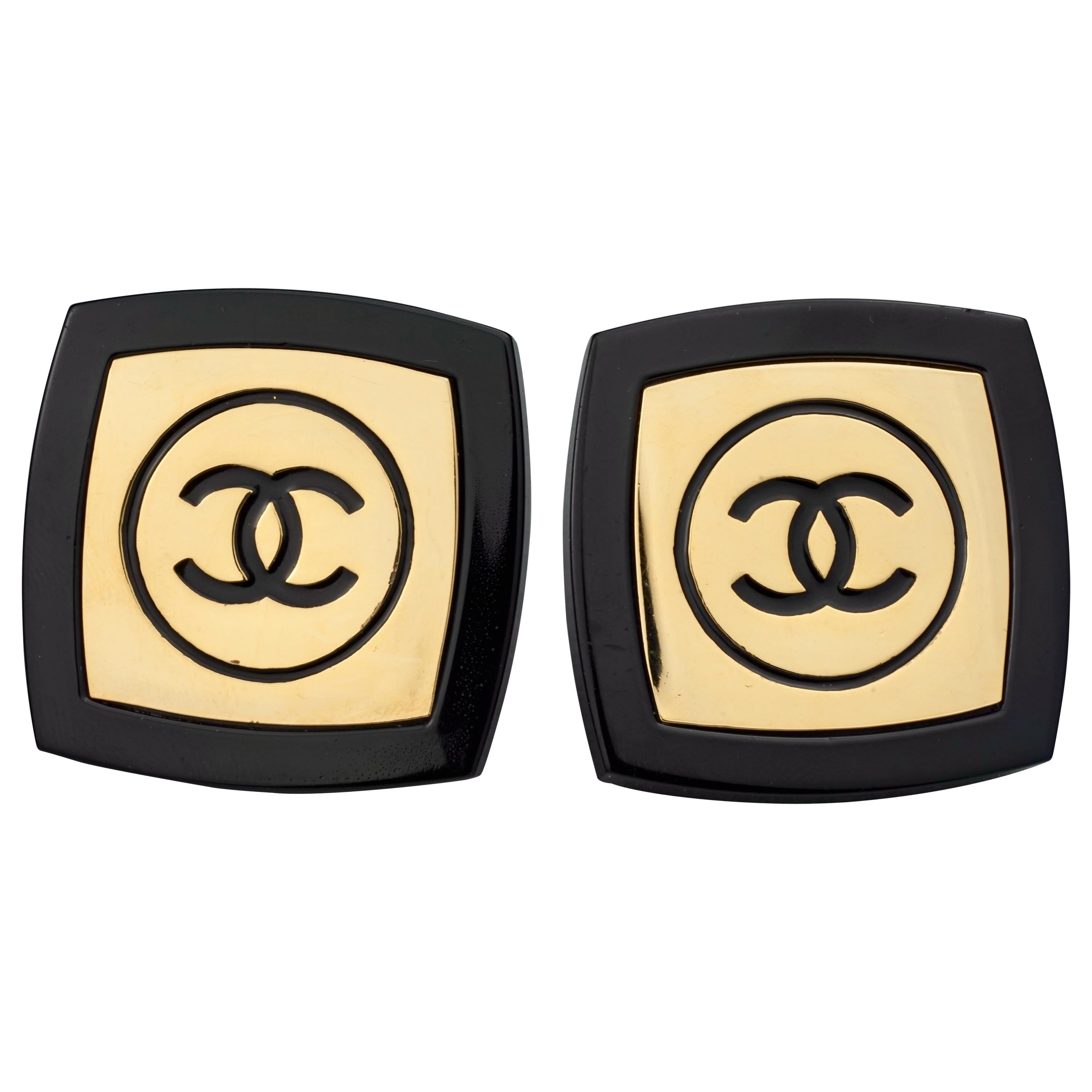 Vintage Chanel 1993 Gold Tone CC Navy Blue Resin Clip On Earrings