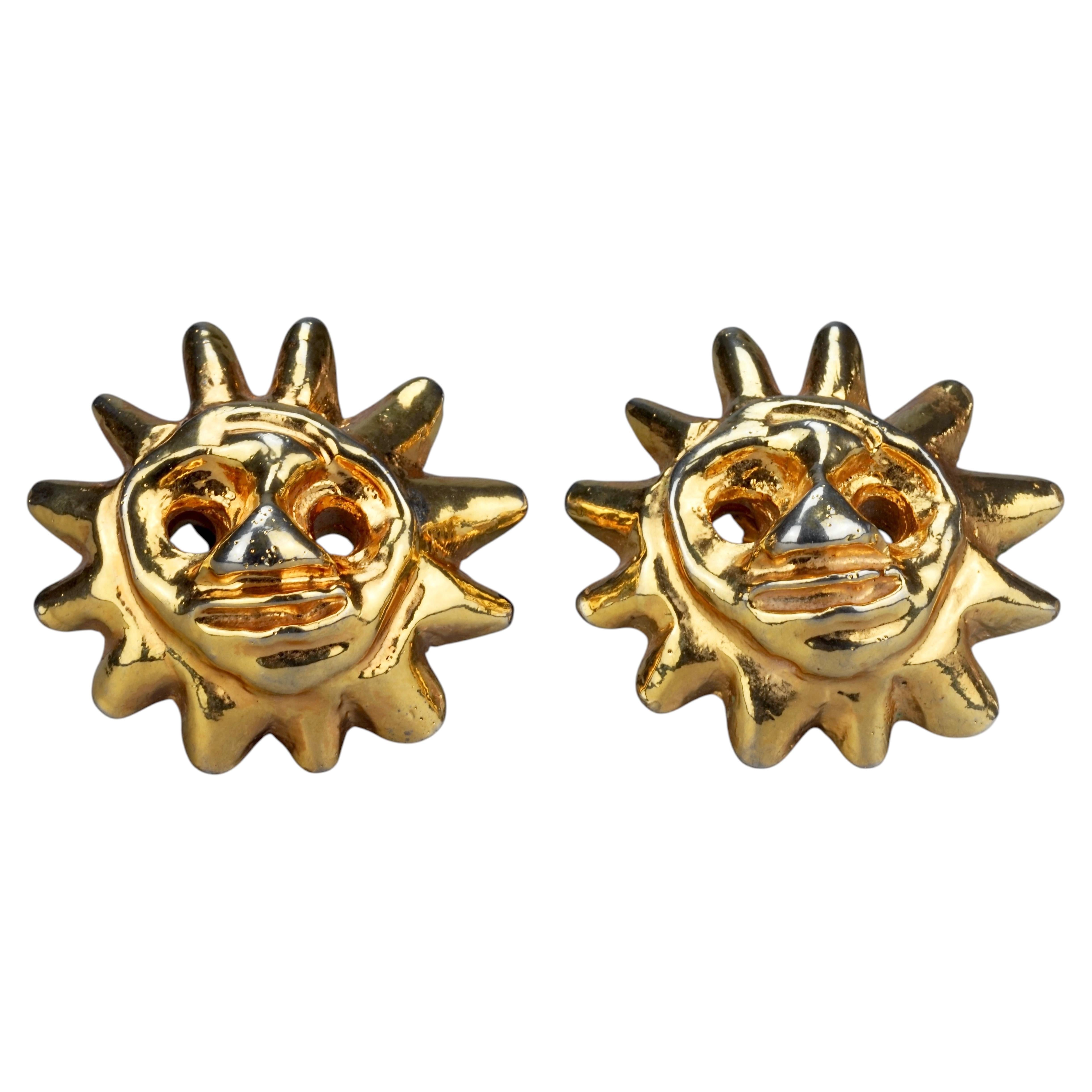 Vintage-Ohrringe „Sun Face“ von Christian Lacroix in massiver Ausführung im Angebot