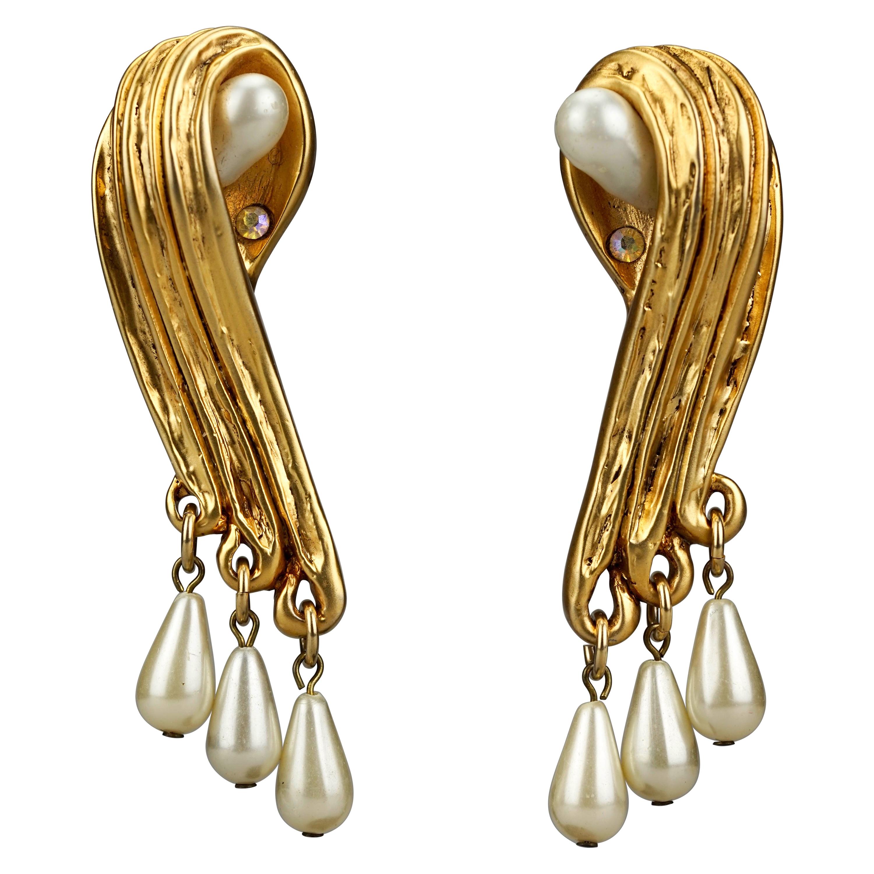 Vintage Massive CLAIRE DEVE Structured Swirl Pearl Dangling Earrings