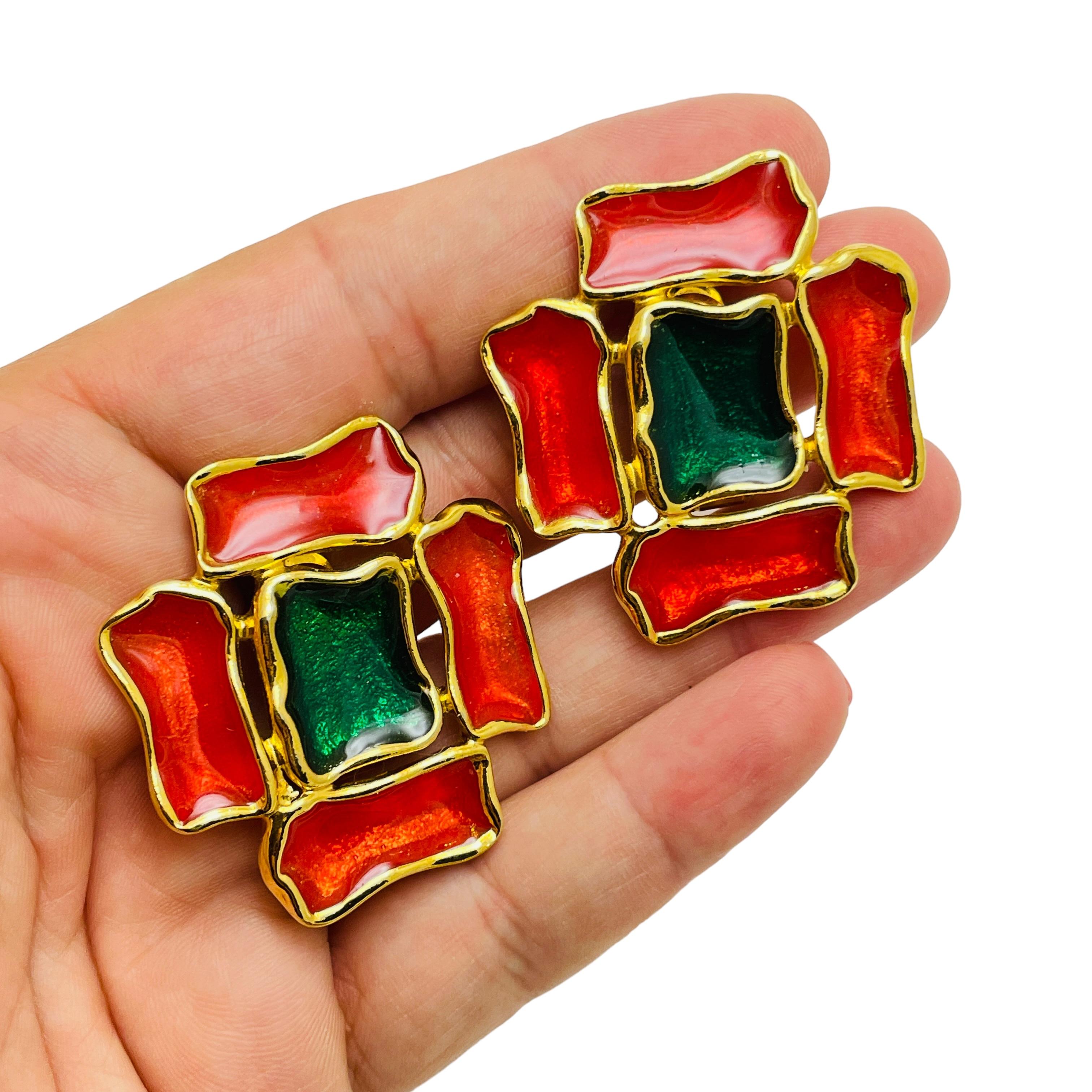Women's Vintage massive cross gold enamel designer runway clip on earrings For Sale