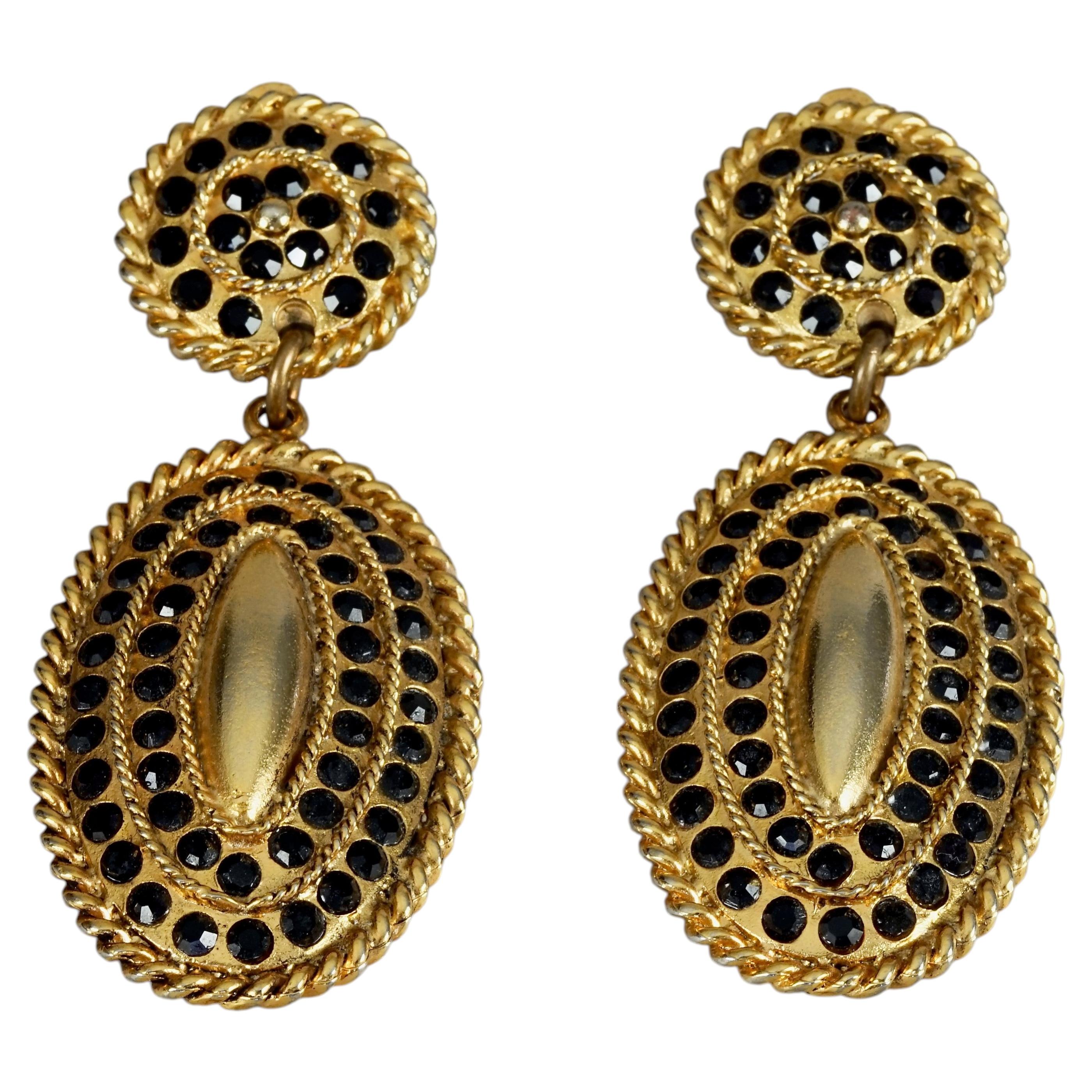 Orecchini pendenti vintage di Edouard Rambaud, con cordoncino ricoperto di strass neri sfarzosi