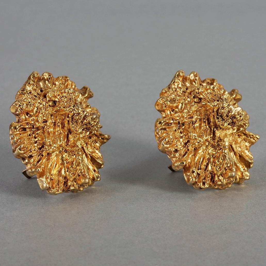 Vintage Massive GEORGES RECH Textured Molten Flower Earrings In Excellent Condition For Sale In Kingersheim, Alsace