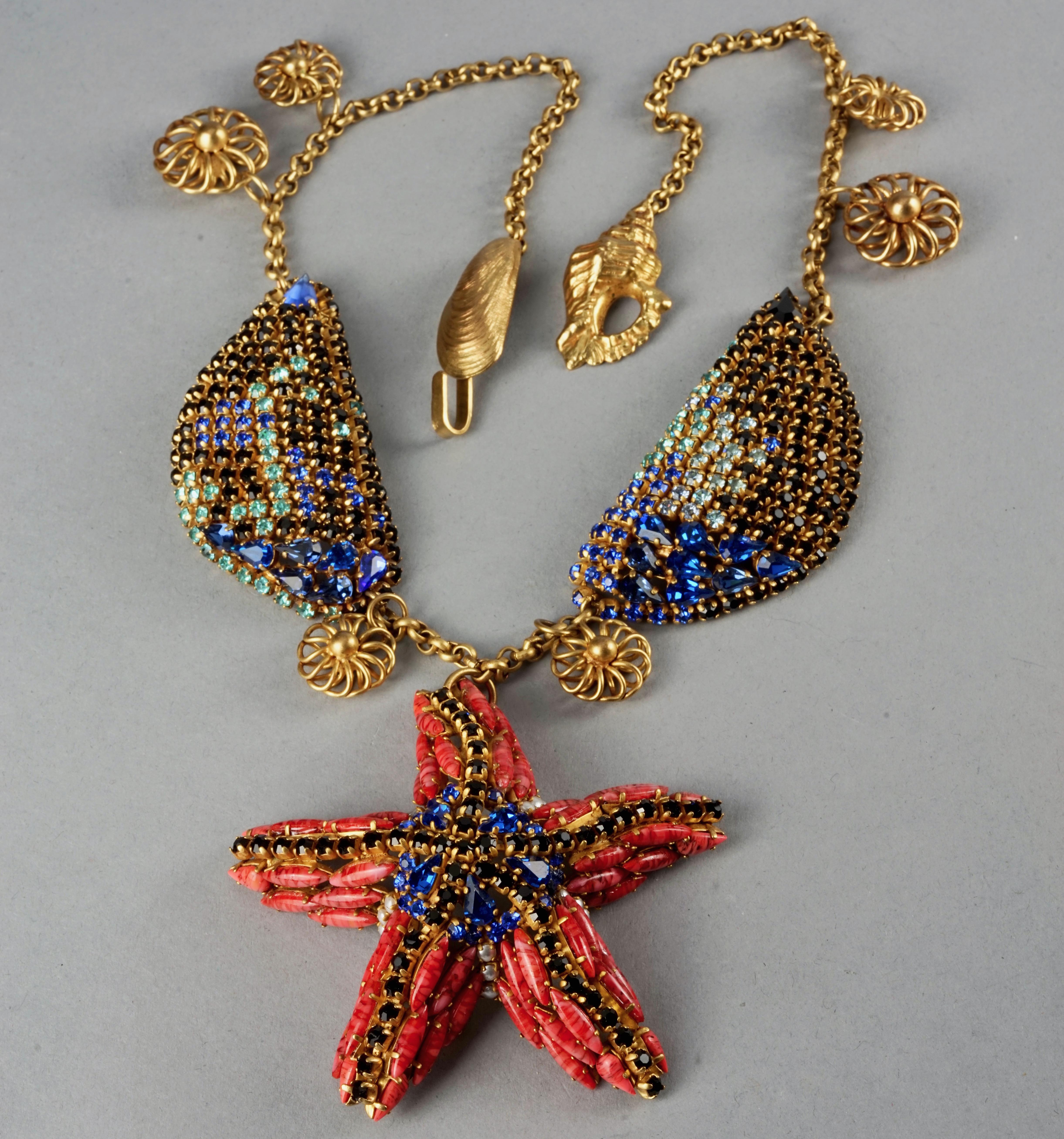 Vintage Massive HANNA BERNHARD Shell Starfish Rhinestone Necklace In Excellent Condition For Sale In Kingersheim, Alsace