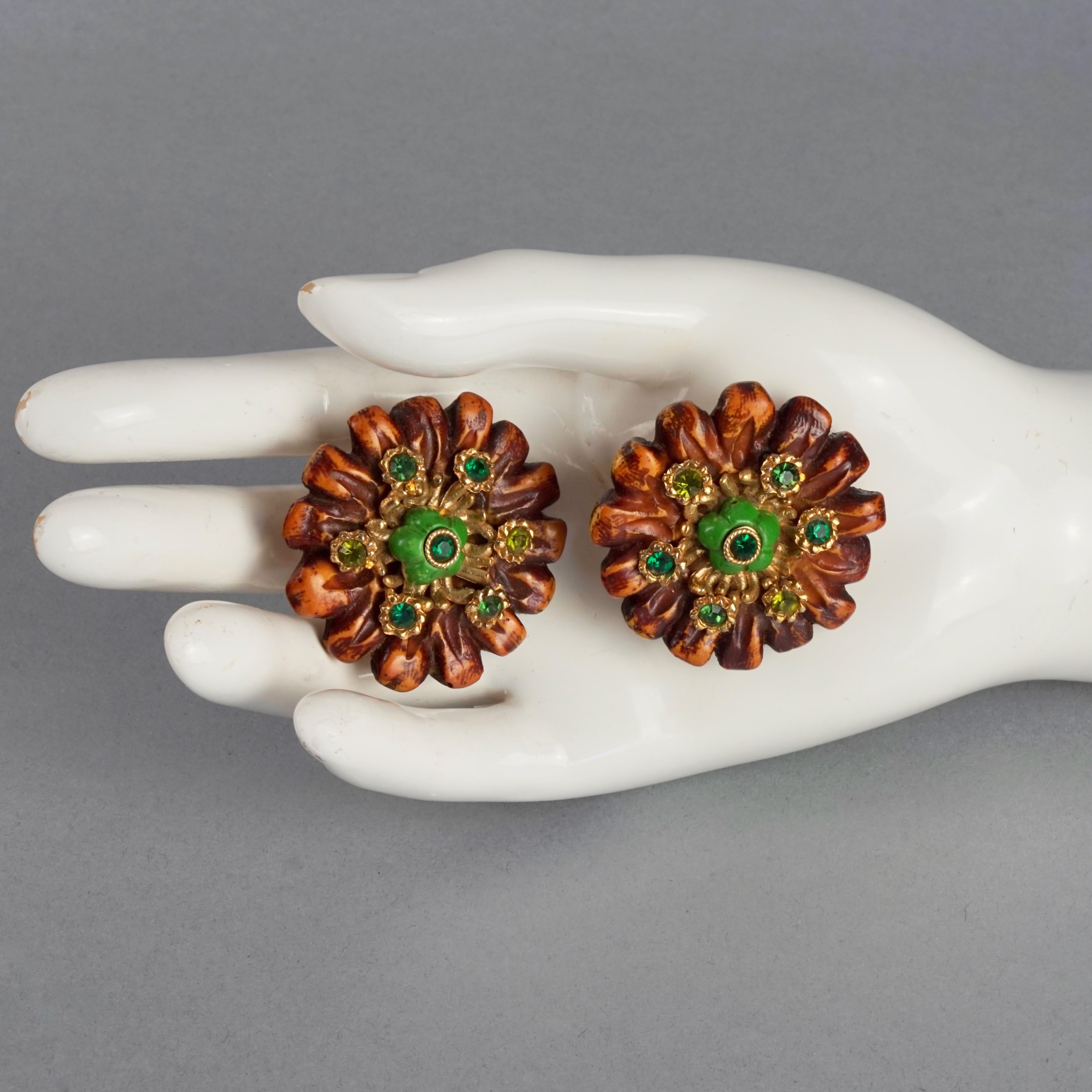 Vintage Massive JACKY DE G Flower Resin with Rhinestones Earrings For Sale 3