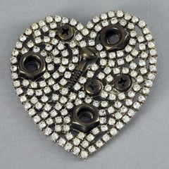 Broche de fantasía vintage MOSCHINO Corazón con pernos y tornillo