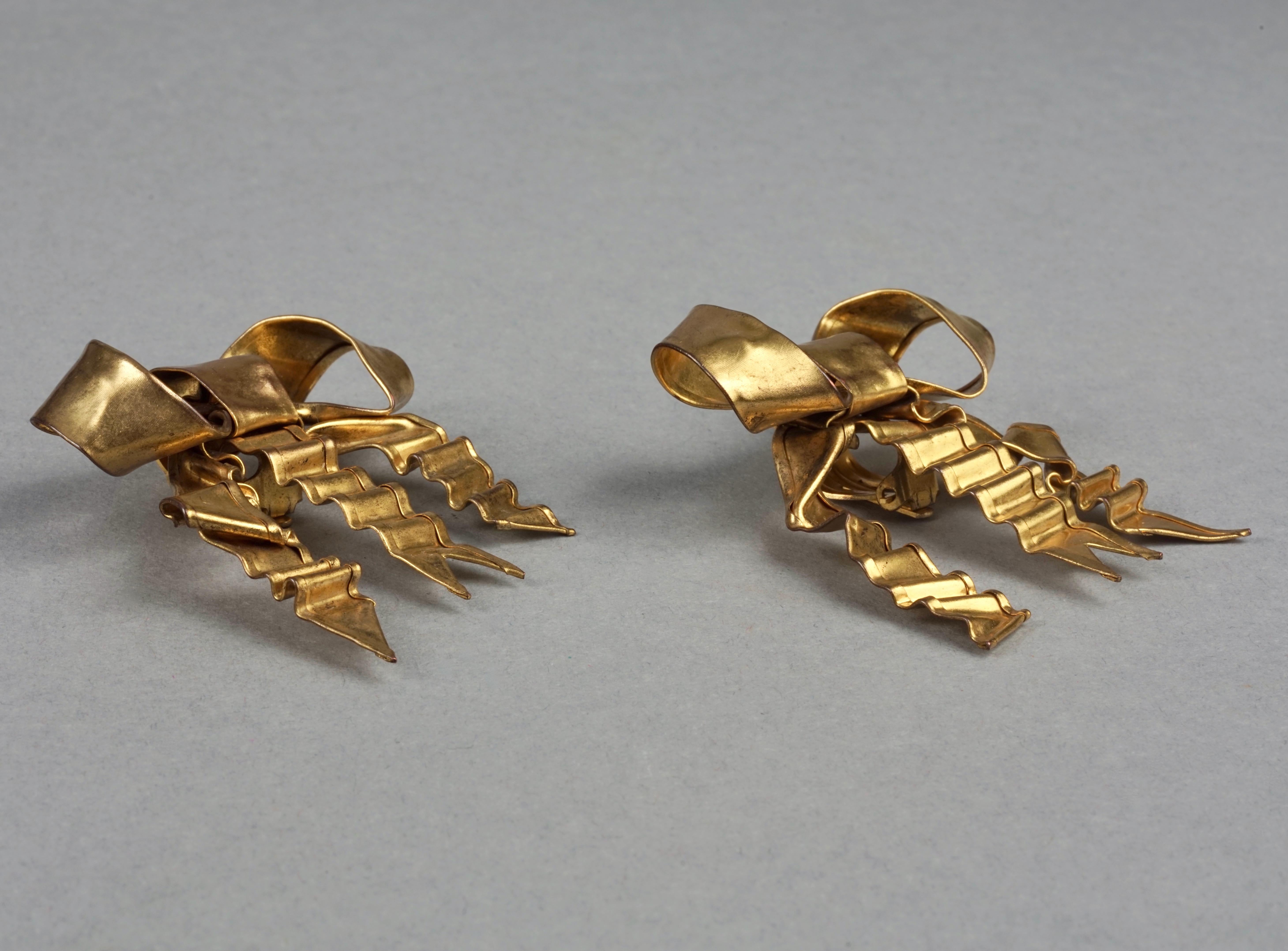Vintage Massive PATRICK RETIF French Ribbon Earrings In Good Condition In Kingersheim, Alsace