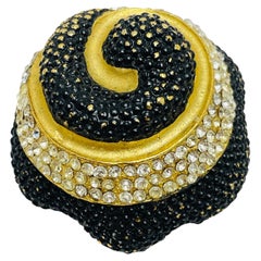Broche vintage remolino masivo de esmalte de strass dorado de diseño de pasarela