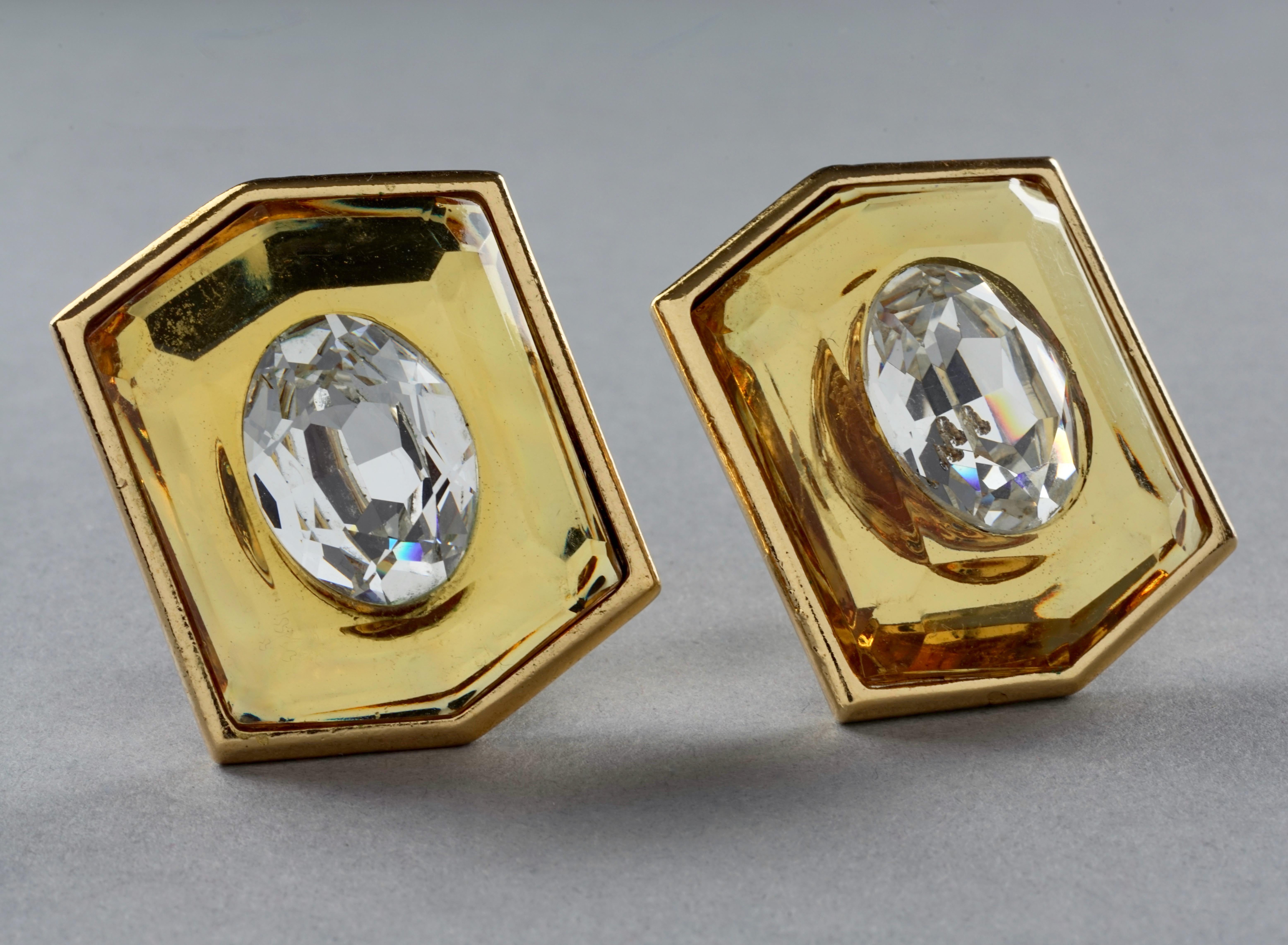 Vintage Massive YVES SAINT LAURENT Ysl Lucite Rhinestone Hexagon Earrings In Good Condition For Sale In Kingersheim, Alsace