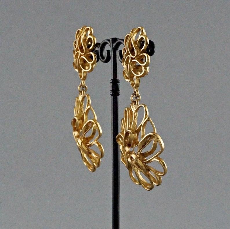 Vintage Massive YVES SAINT LAURENT Ysl Openwork Flower Wire Earrings For Sale 2