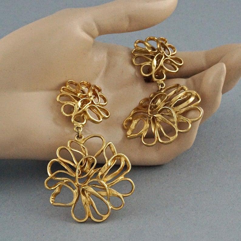 Vintage Massive YVES SAINT LAURENT Ysl Openwork Flower Wire Earrings For Sale 4