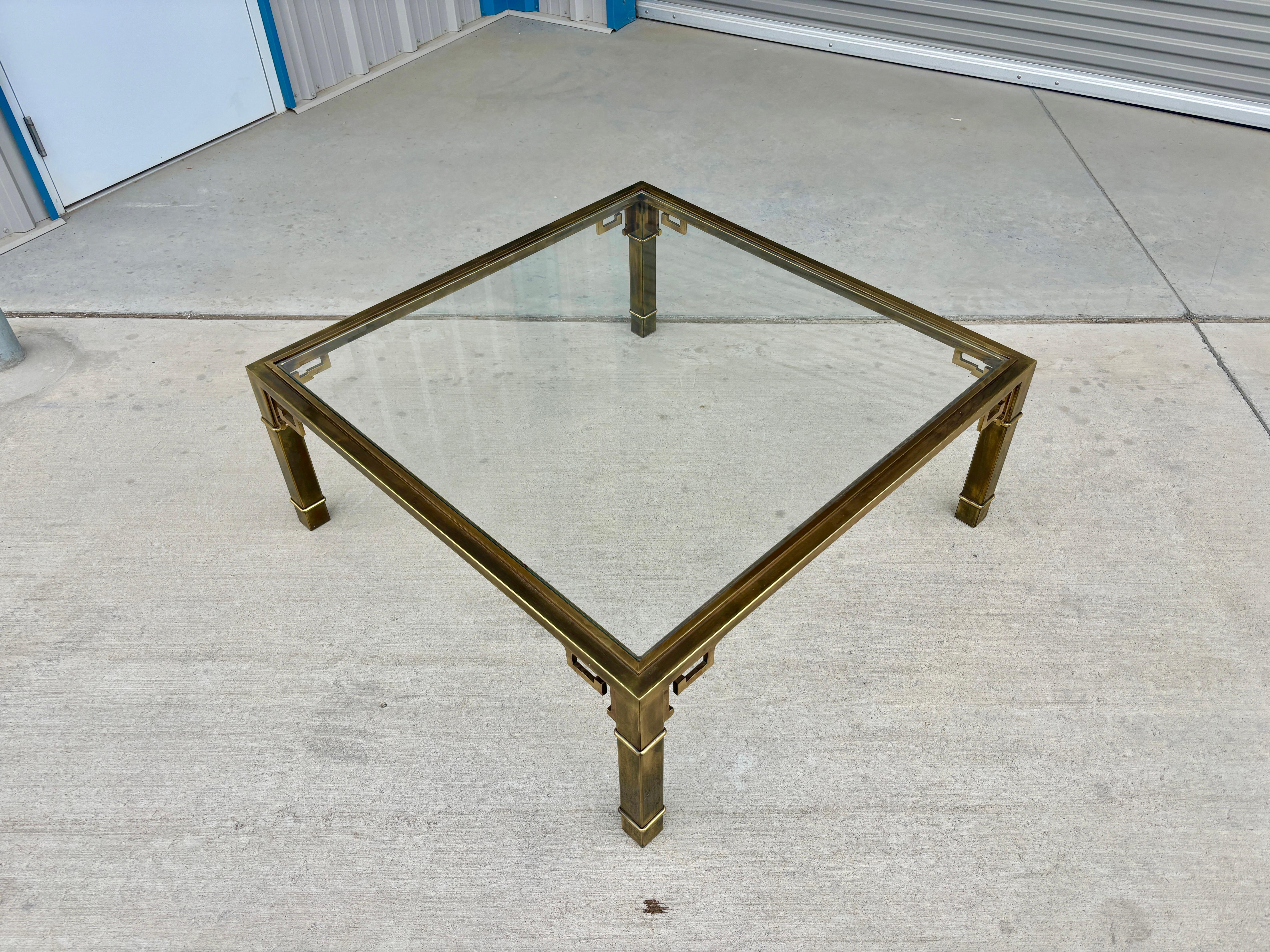 Table basse vintage en laiton Mastercrafters en vente 1