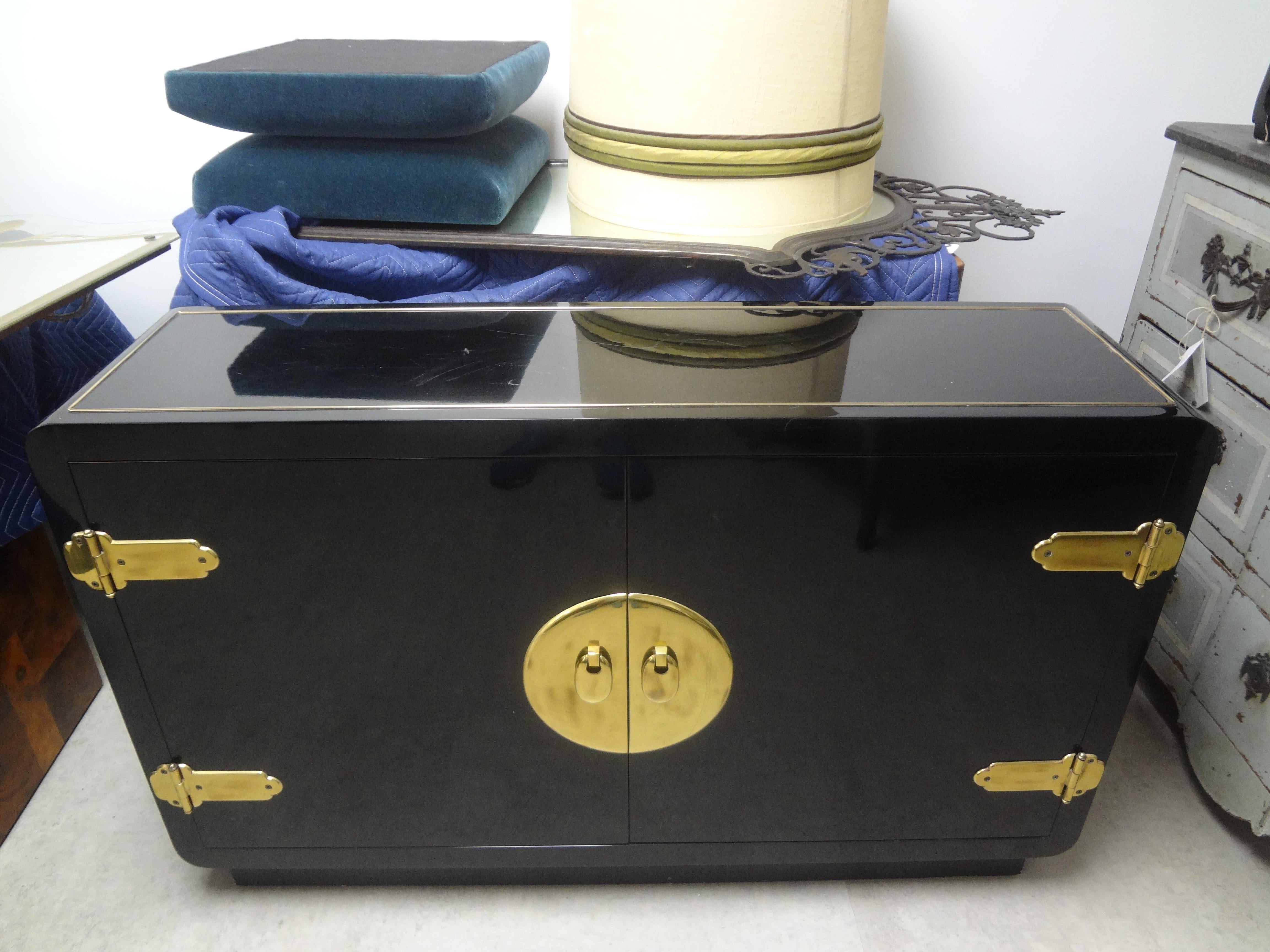 Late 20th Century Vintage Mastercraft Lacquered Credenza with Brass Fittings