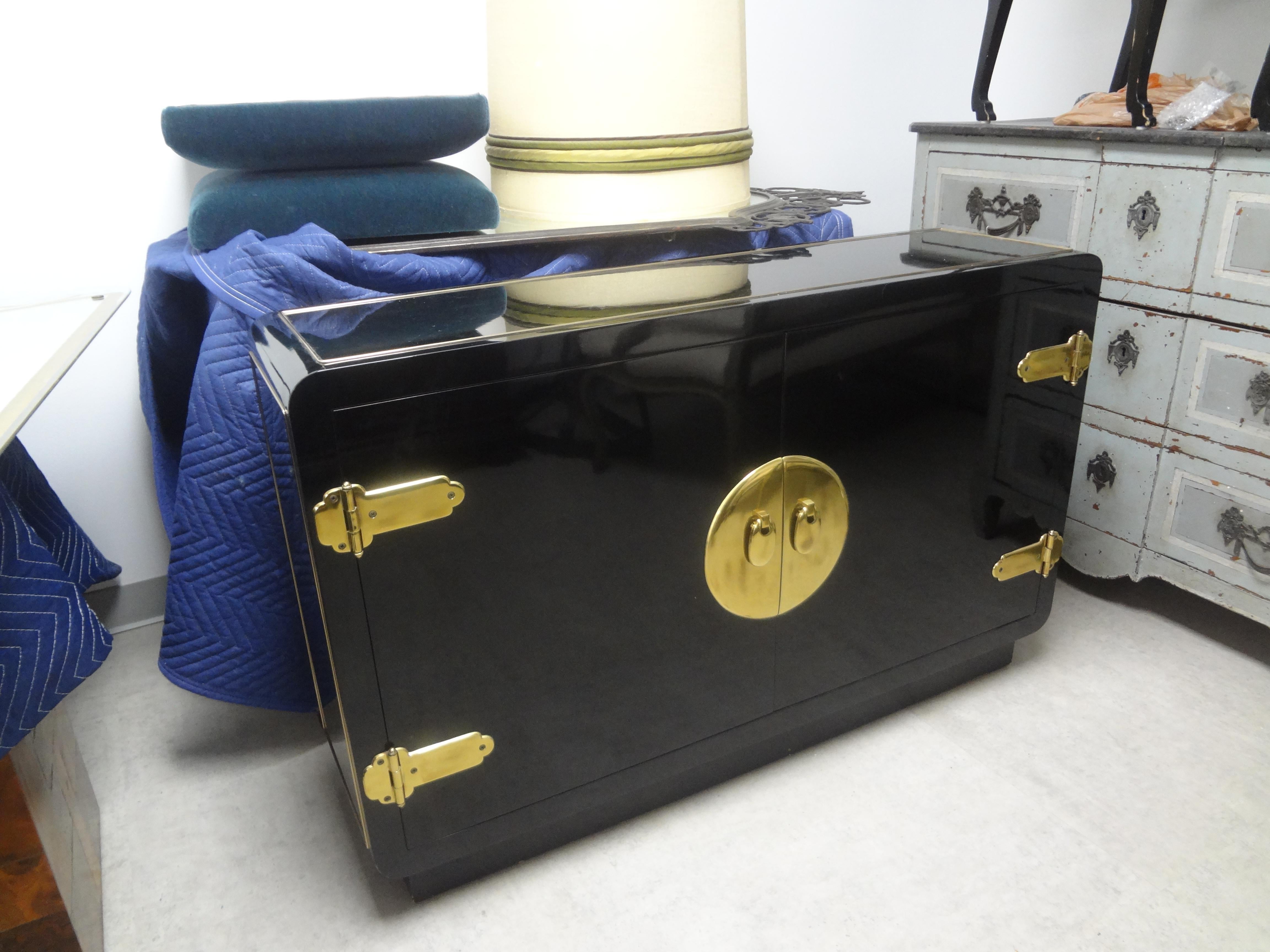 Vintage Mastercraft Lacquered Credenza with Brass Fittings 1