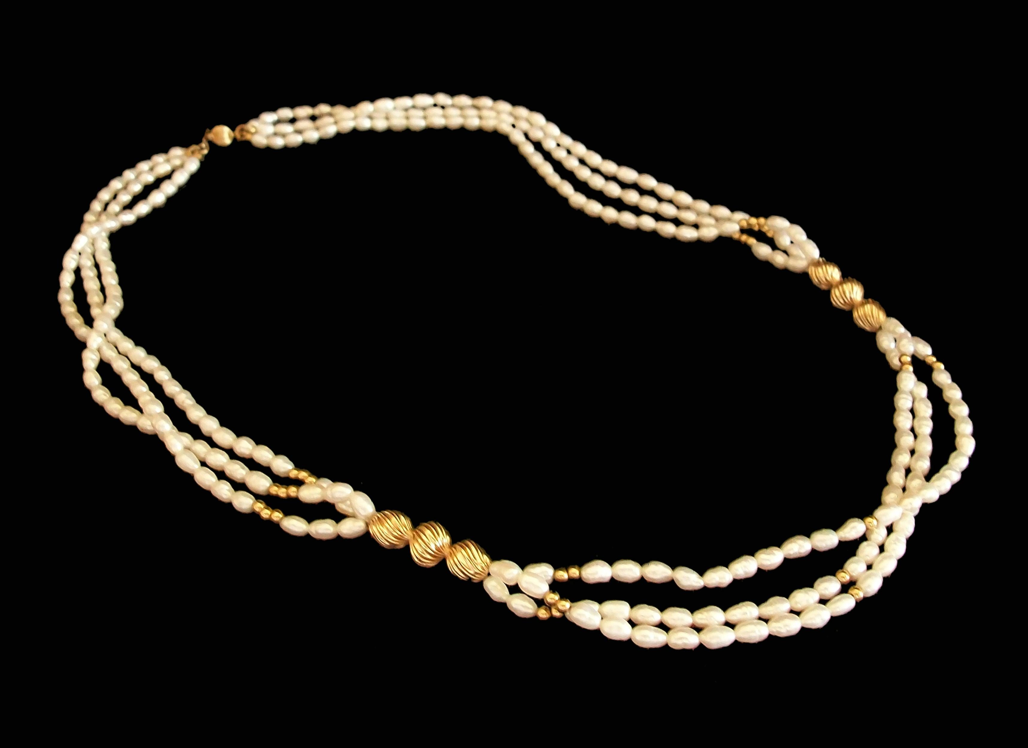 Women's Vintage Matinee Length Keshi Baroque Pearl & 14K Gold Necklace - Circa 1980's For Sale