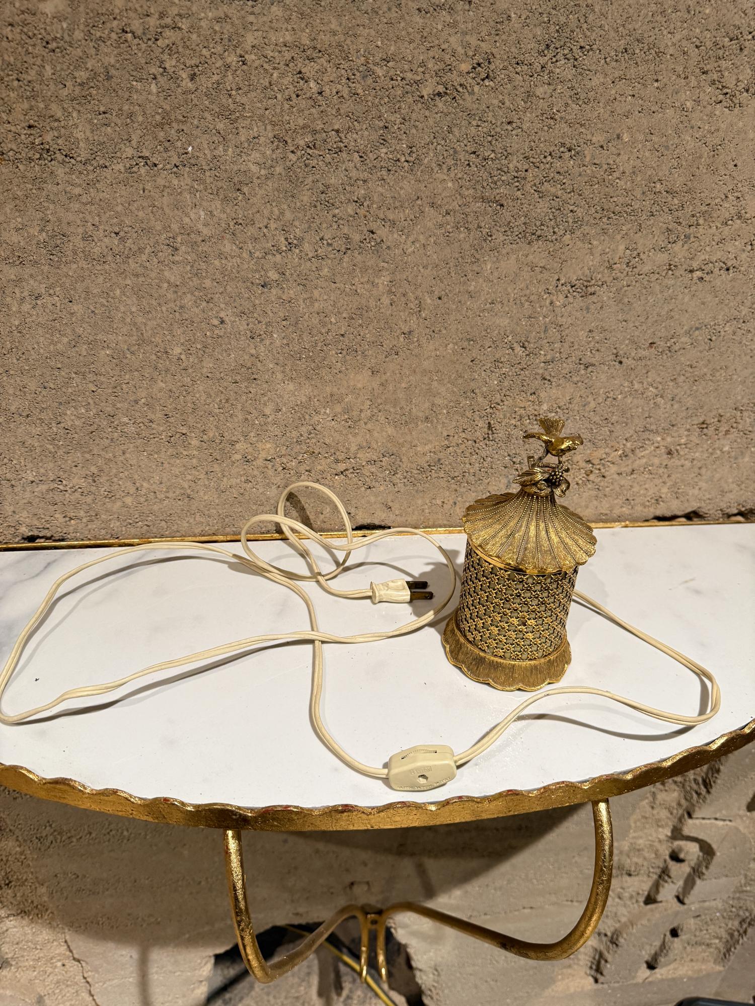 Vintage Matson Gold Tone Electric Vanity Light Lamp For Sale 7