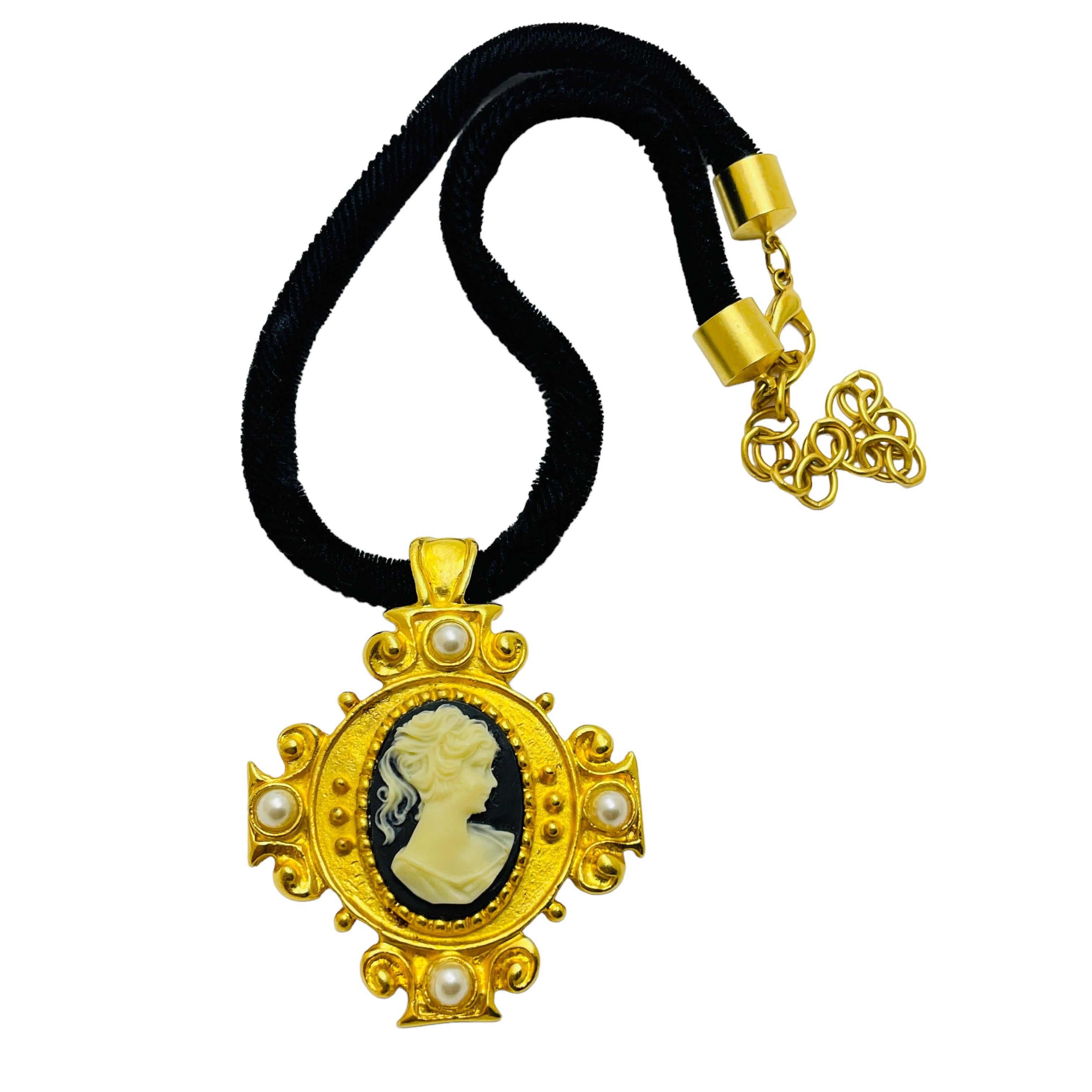 Women's Vintage matte gold cameo Maltese cross designer runway necklace