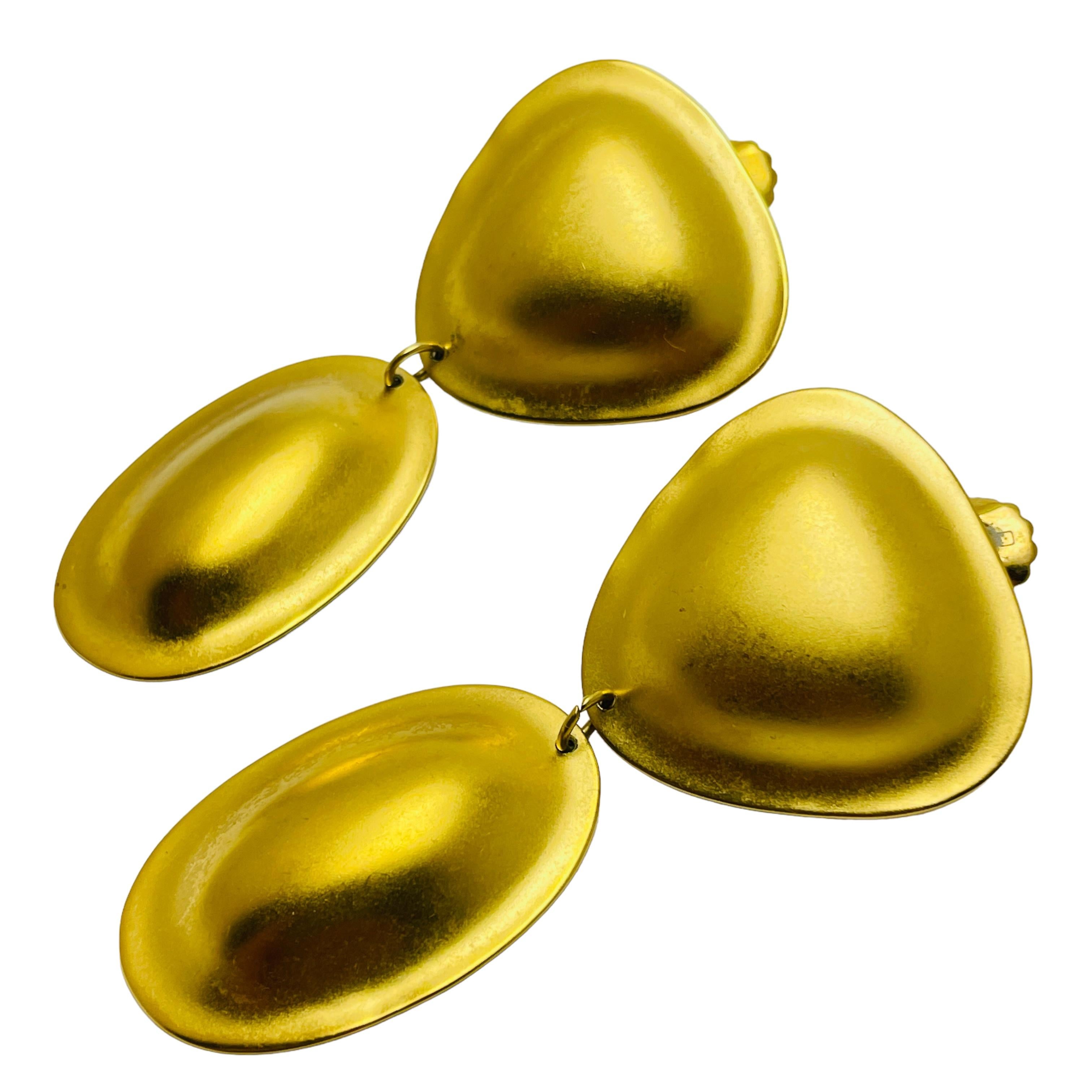 Women's or Men's Vintage matte gold modernist dangle pierced earrings For Sale