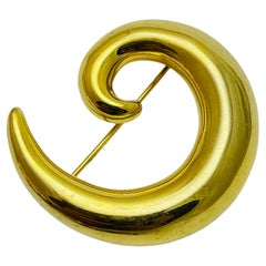 Vintage matte gold modernist designer brooch