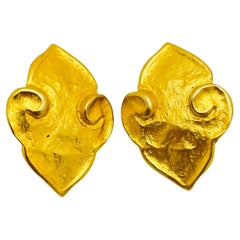 Vintage matte gold modernist designer runway clip on earrings