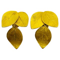 Vintage matte gold modernist leaf designer runway clip on earrings