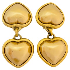 Vintage matte gold pearl dangle heart designer runway clip on earrings