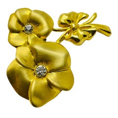 Vintage matte gold rhinestone flower designer brooch