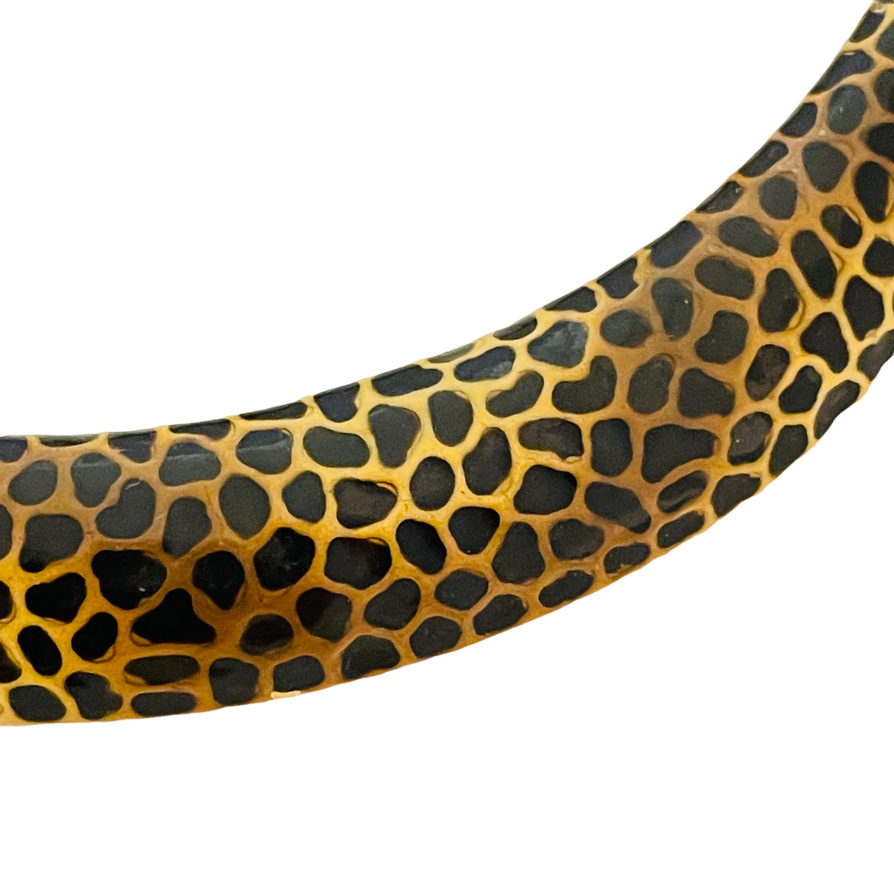 Collana girocollo di design con collare di pantera vintage in smalto dorato opaco in vendita 1