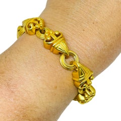 Vintage matte gold tone etruscan massive designer link chain bracelet