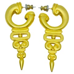 Boucles d'oreilles vintage en or mat de style étrusque