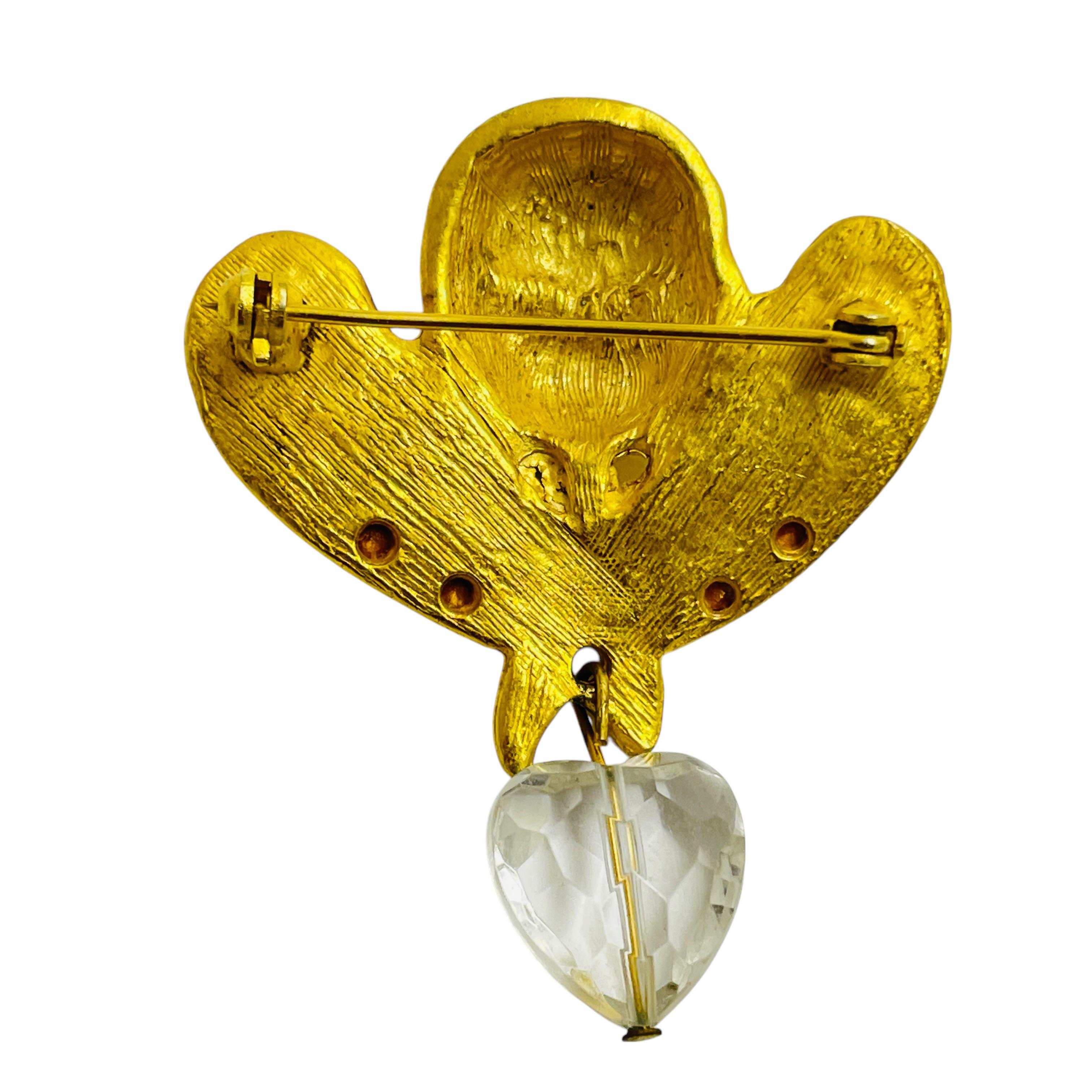 Vintage matte gold tone rhinestones cherub angel designer brooch In Good Condition For Sale In Palos Hills, IL