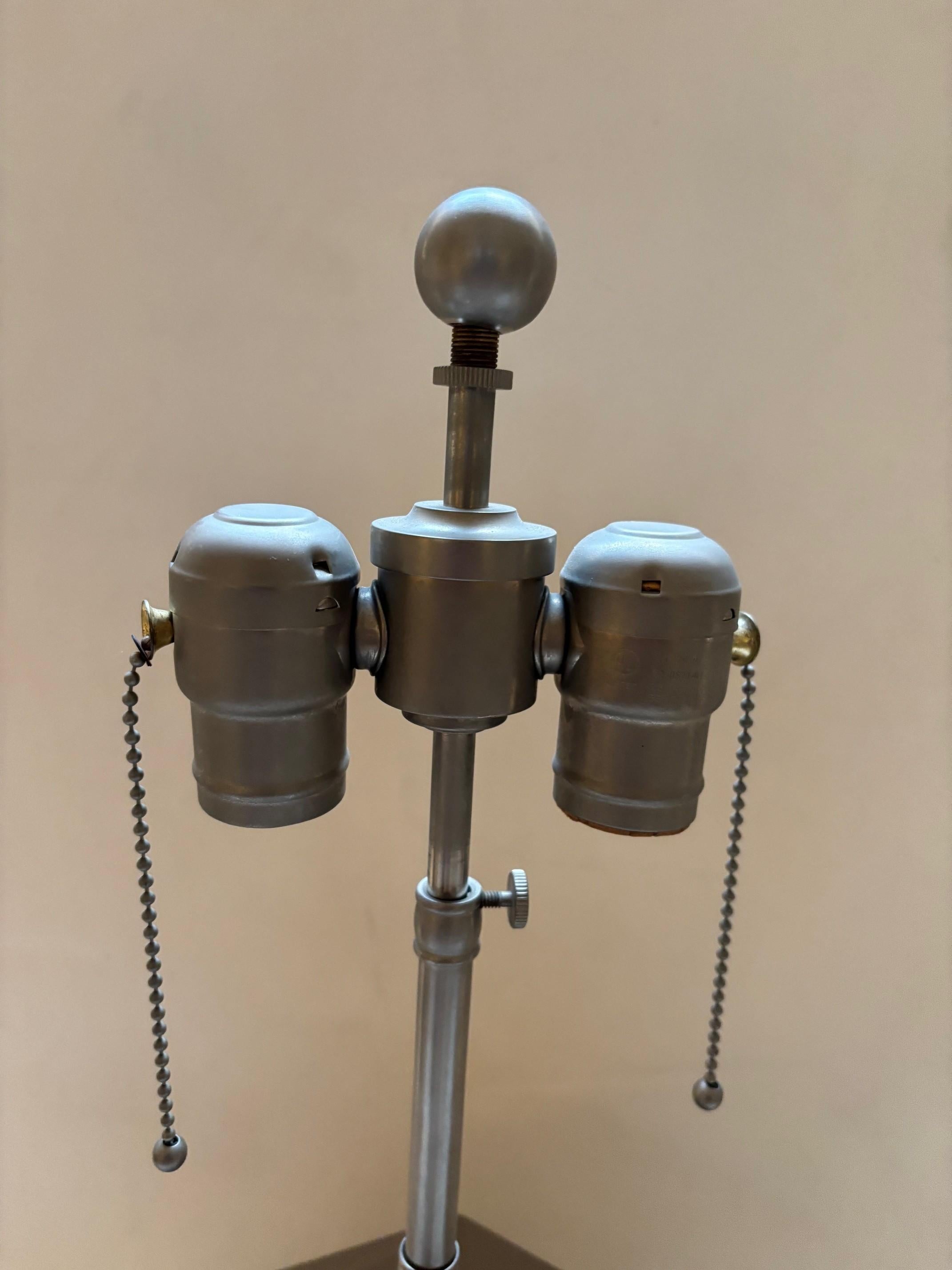 Vintage Matte Nickle Plated Mounted On a Black Granite Base Geometric Table Lamp For Sale 4