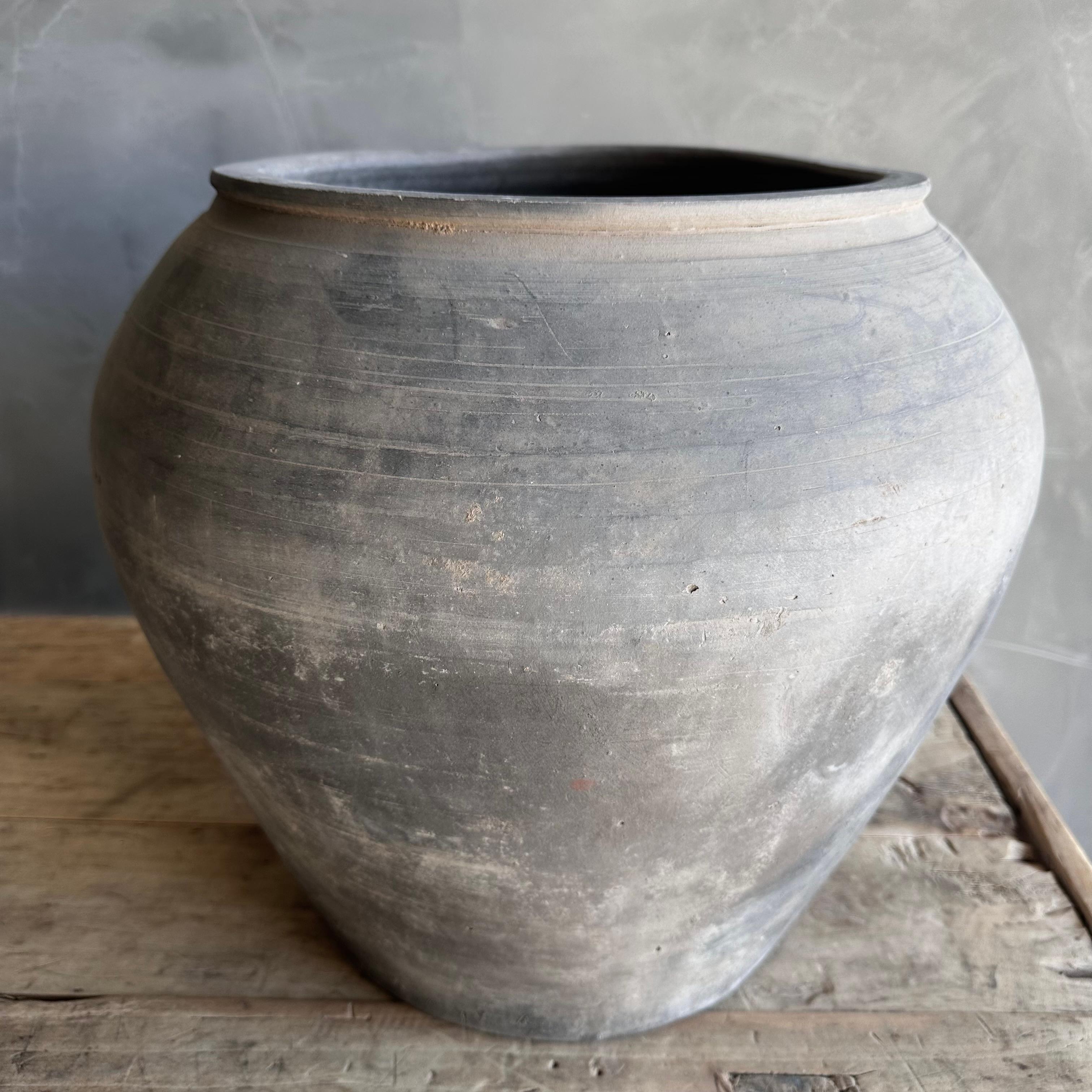 Organic Modern Vintage Matte Oil Pottery in Large Size