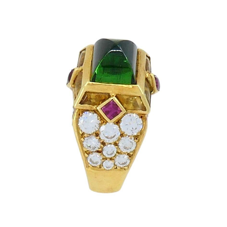 Anello vintage Mauboussin in oro 18k con tormalina Sugarloaf e diamanti in vendita 3