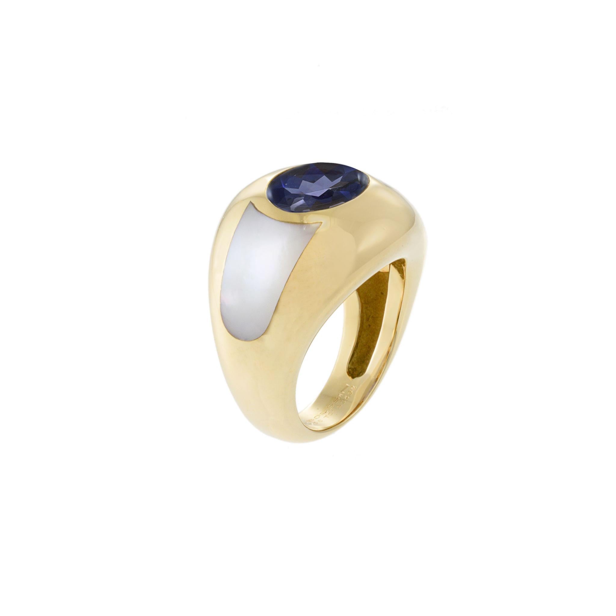 Women's or Men's Vintage Mauboussin 18KT Yellow Gold Blue Iolite Dome Ring For Sale