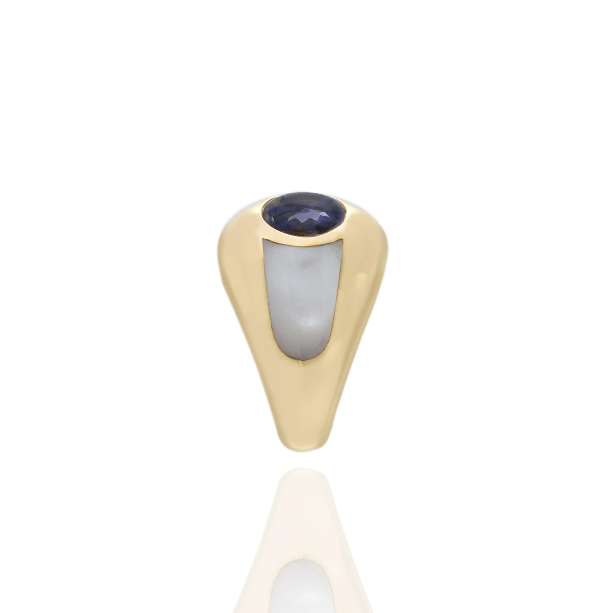 Vintage Mauboussin 18KT Yellow Gold Blue Iolite Dome Ring For Sale 2