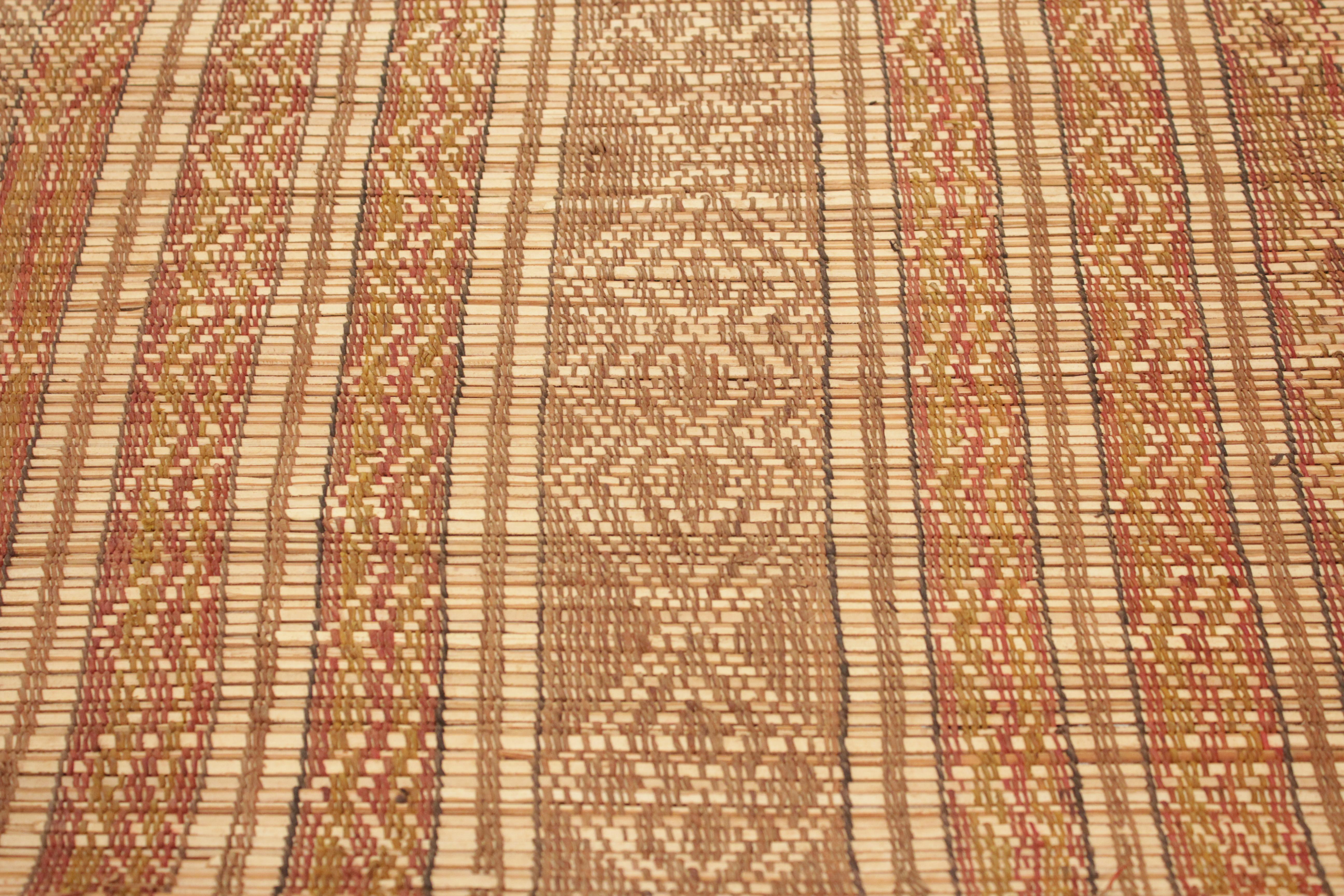 Tribal Tapis vintage de Tuareg Saharan Mauritanien en roseau brodé en vente