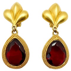 Pendientes vintage Maxine Denker de gotas de rubí años 80