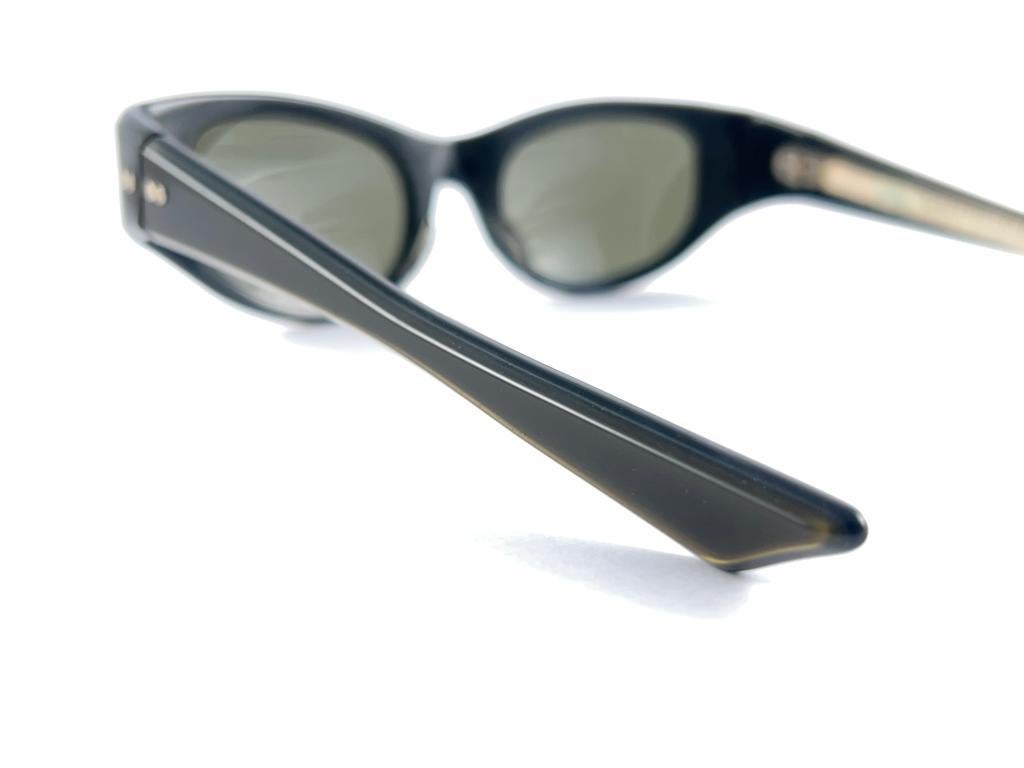 Vintage May Cat Eye Green Medium Size 1970'S Sunglasses Made In Usa For Sale 5