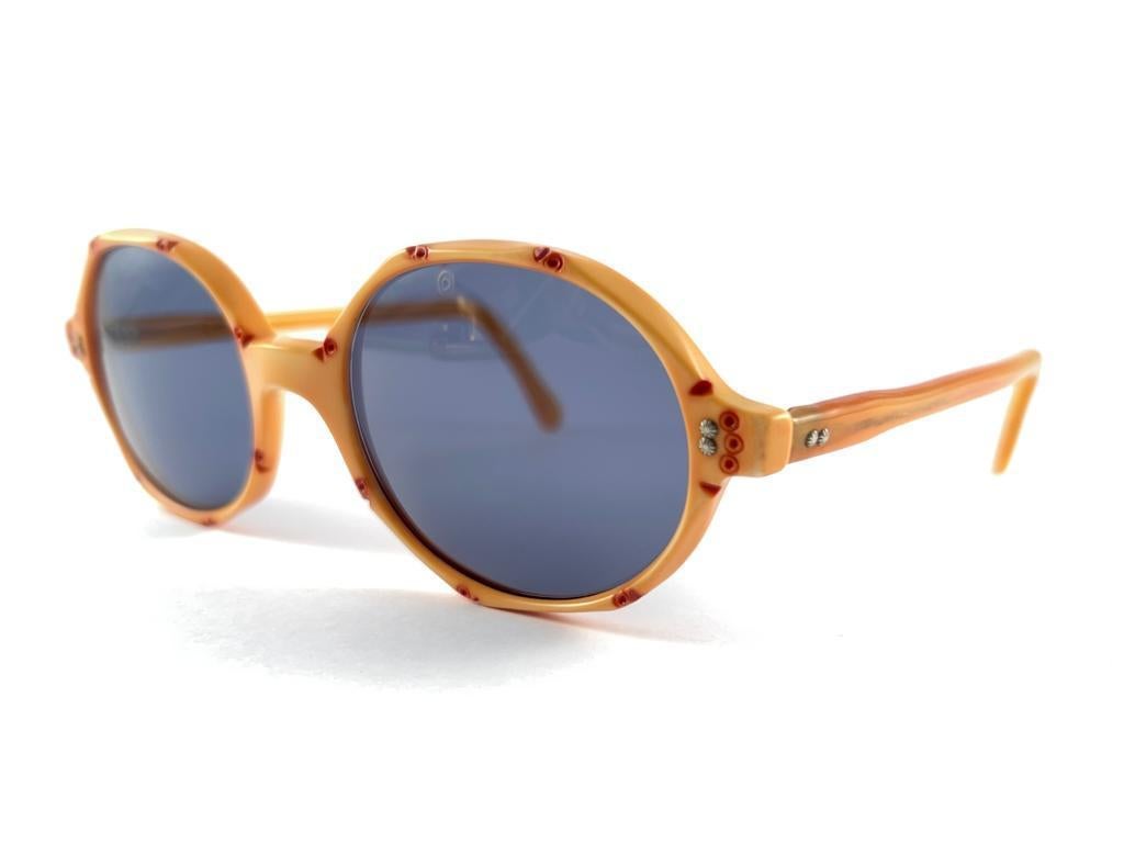 Vintage May Oval Orange Frame Blue Lens Midcentury Made In Usa 1970'S Sunglasses For Sale 1