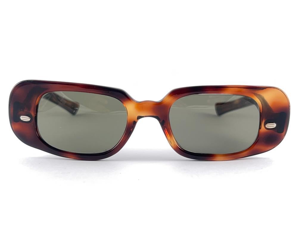 Vintage Mai rechteckige Midcentury Schildpatt Frame 1960's Sonnenbrille in den USA gemacht im Angebot 5