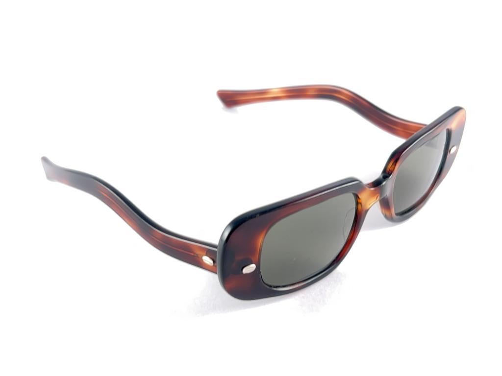 Women's or Men's Vintage May Rectangular Midcentury Tortoise Frame 1960'S Sunglasses Made In Usa For Sale