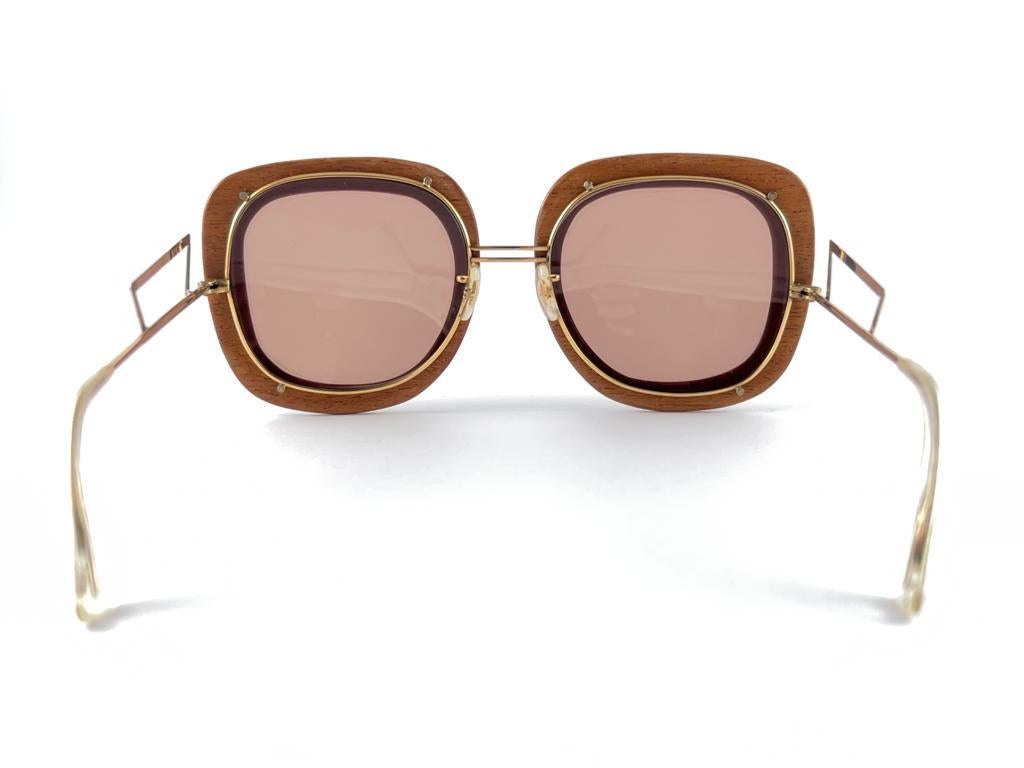 Vintage-Sonnenbrille „ Mai“ aus Holz und Gold, kombiniert, 1980''s, hergestellt in den USA im Angebot 1
