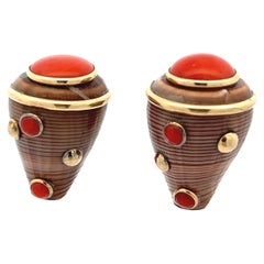 Vintage MAZ Clip Earrings with Coral and Conch Shell in 14K Gold